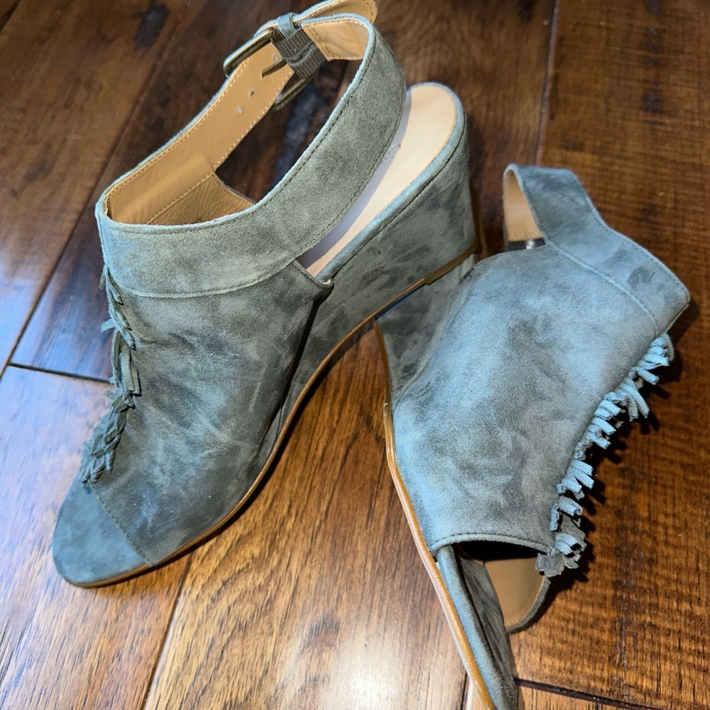 Garnet Hill gray Carmela fringe wedges sandals heels leather EU 40